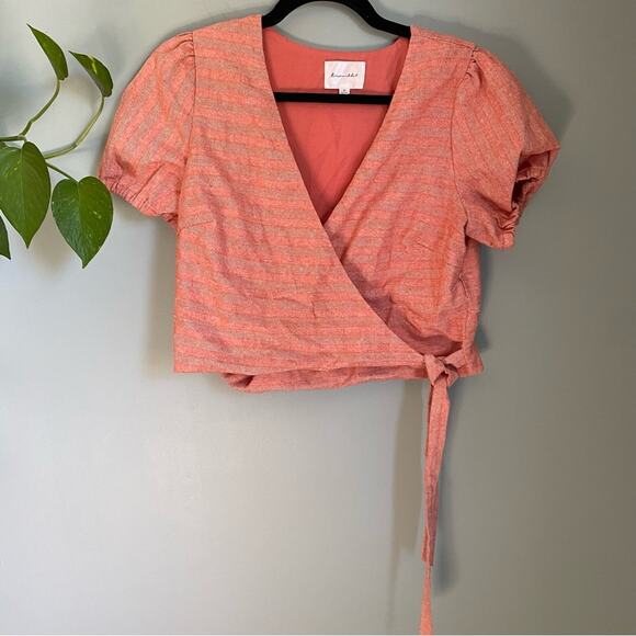 Line and Dot Wrapped Tie Puffed Sleeve Linen Revolve Top - Picture 2 of 9